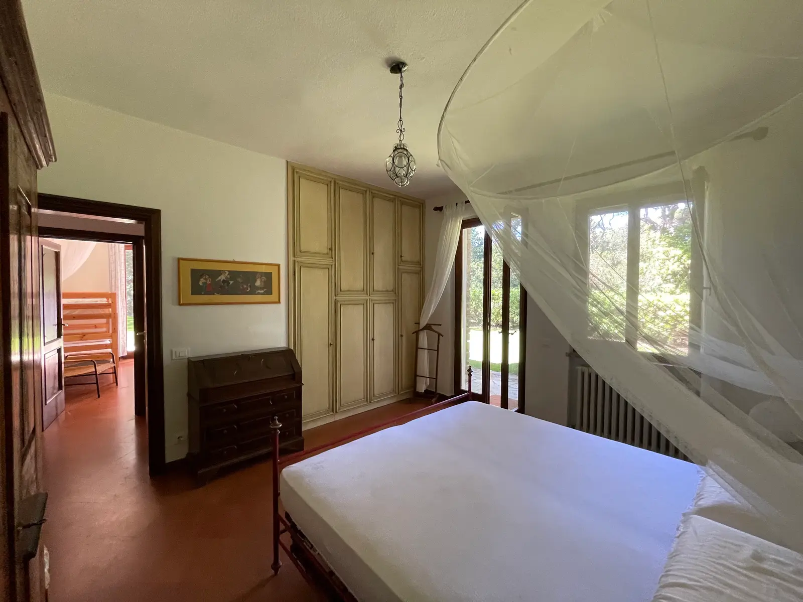 Second photo of the double bedroom
