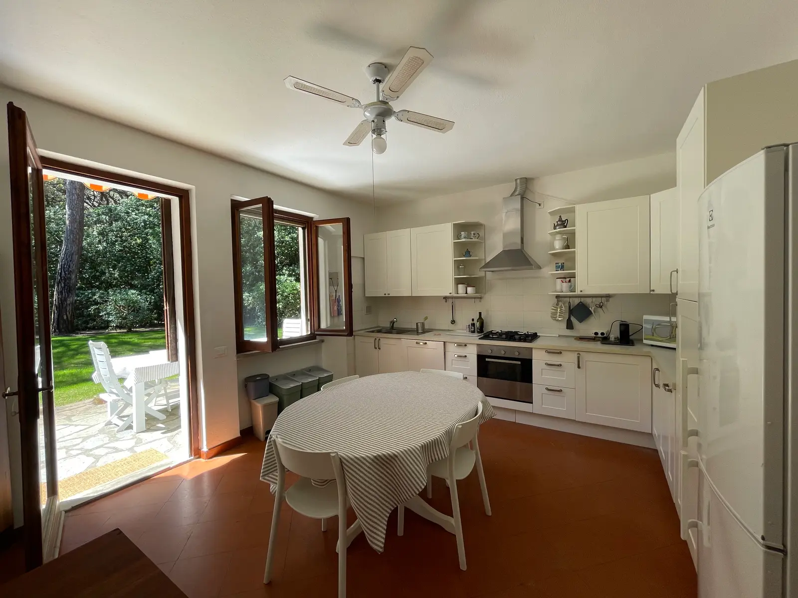 Kitchen attrezzata